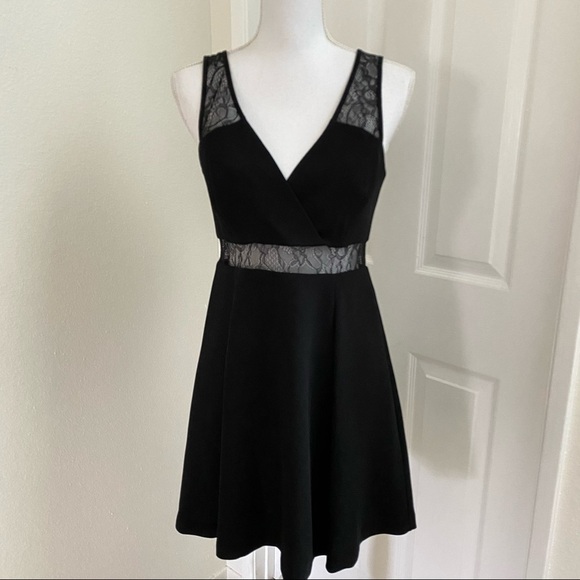 BCBGeneration Fit Flare Lace Panels Dress Sz 6 - Picture 3 of 10
